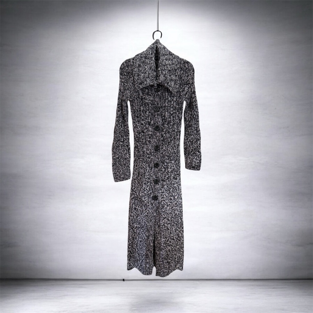 Moda International Black and White Knit Long Sleeve Dress